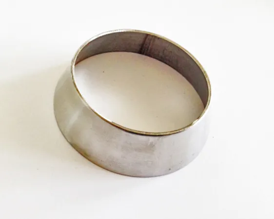 Stainless steel pipe reducer 89>76mm inner diameter H 38mm reduction