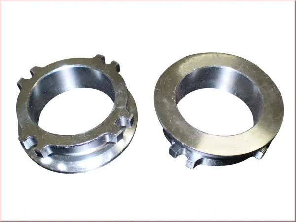 Flange for Y-pipe on 4-hole 76mm hole spacing on 76mm V-band made of steel