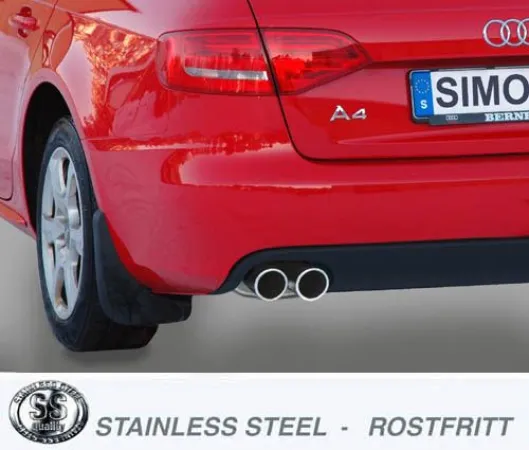 Close-up of a red Audi A5 showing the Simons sports exhaust system. The focus is on the two polished 80 mm tailpipes of the stainless steel exhaust system. The A4 logo and the Swedish license plate are visible.